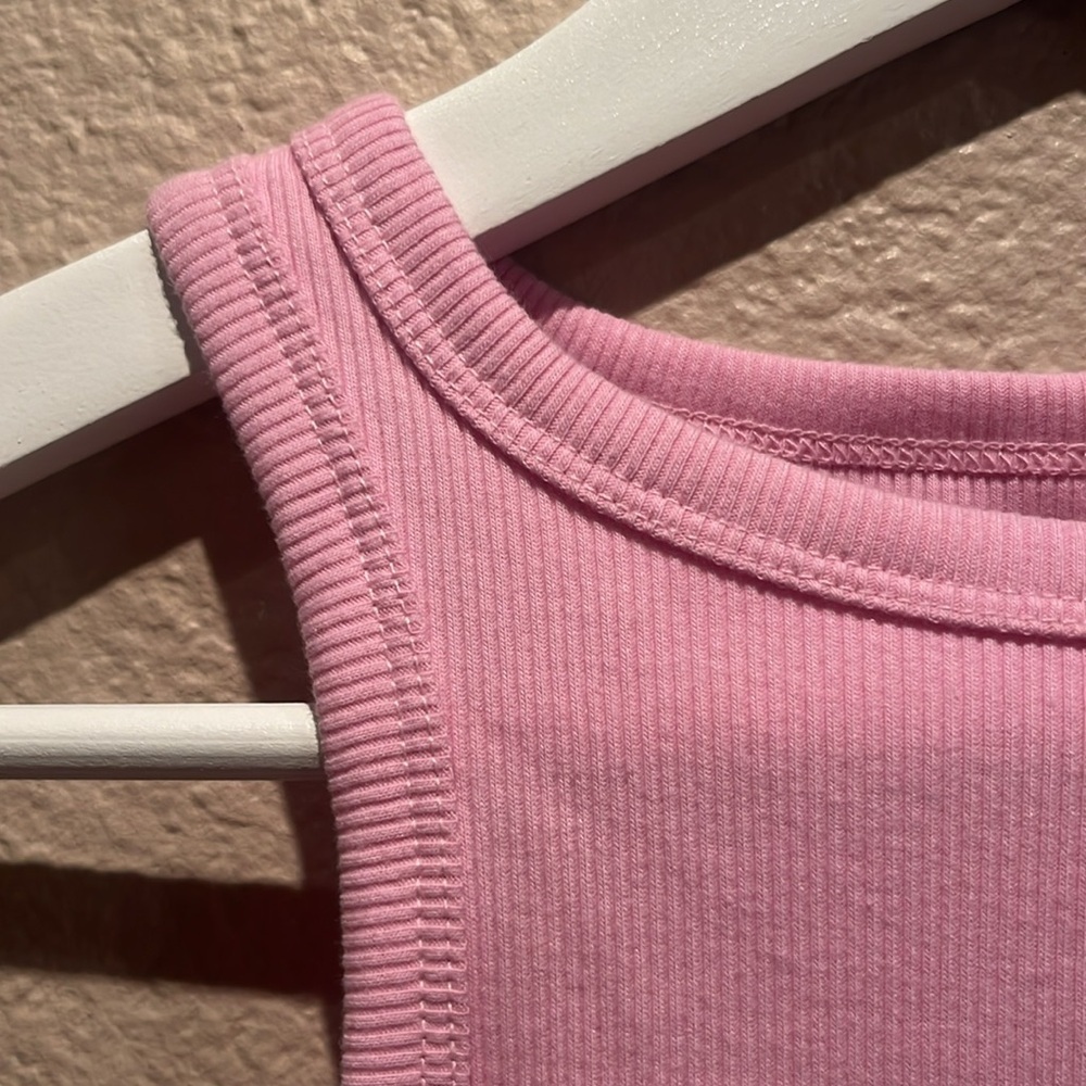 New Wild Fable Women’s Pink Ribbed Cropped Tank Top Size XXS NWT - Picture 3 of 9